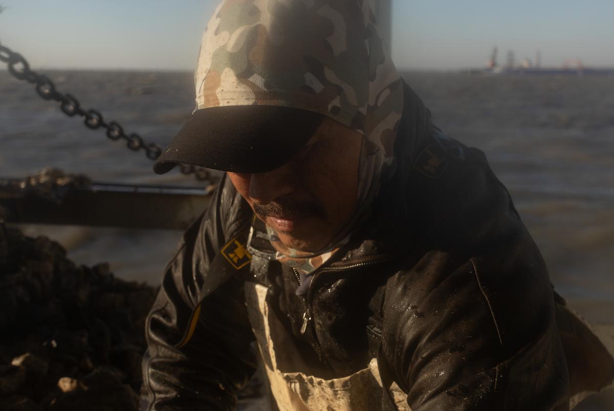 Fear and worry shadow Texas oyster fishermen as another season begins